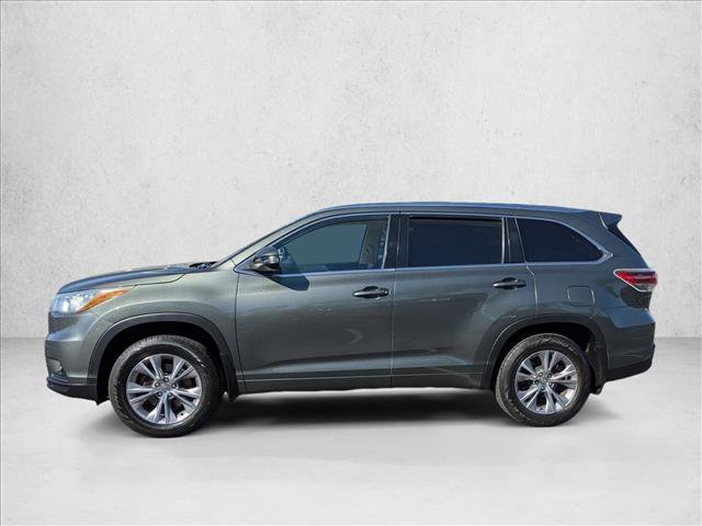 Used 2015 Toyota Highlander XLE AWD/4WD image 10