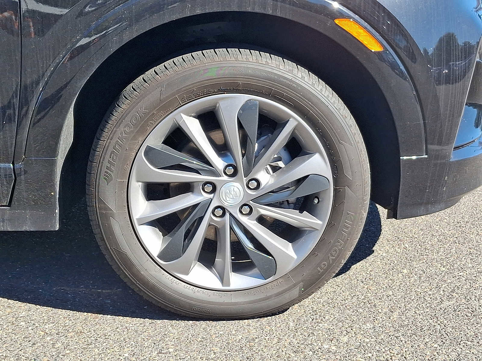 Used 2023 Buick Encore GX Select w/ Sport Touring Package image 8