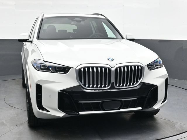 Used 2026 BMW X5 xDrive40i w/ M Sport Package AWD/4WD image 11