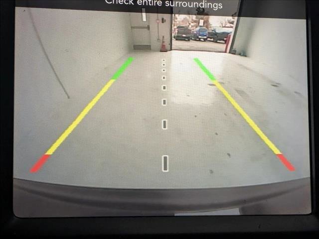 Used 2020 Jeep Cherokee Trailhawk image 15