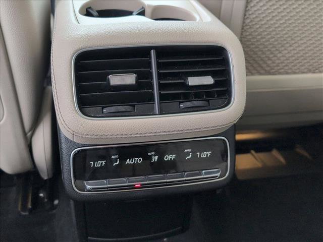 Used 2021 Mercedes-Benz GLS 450 4MATIC image 18