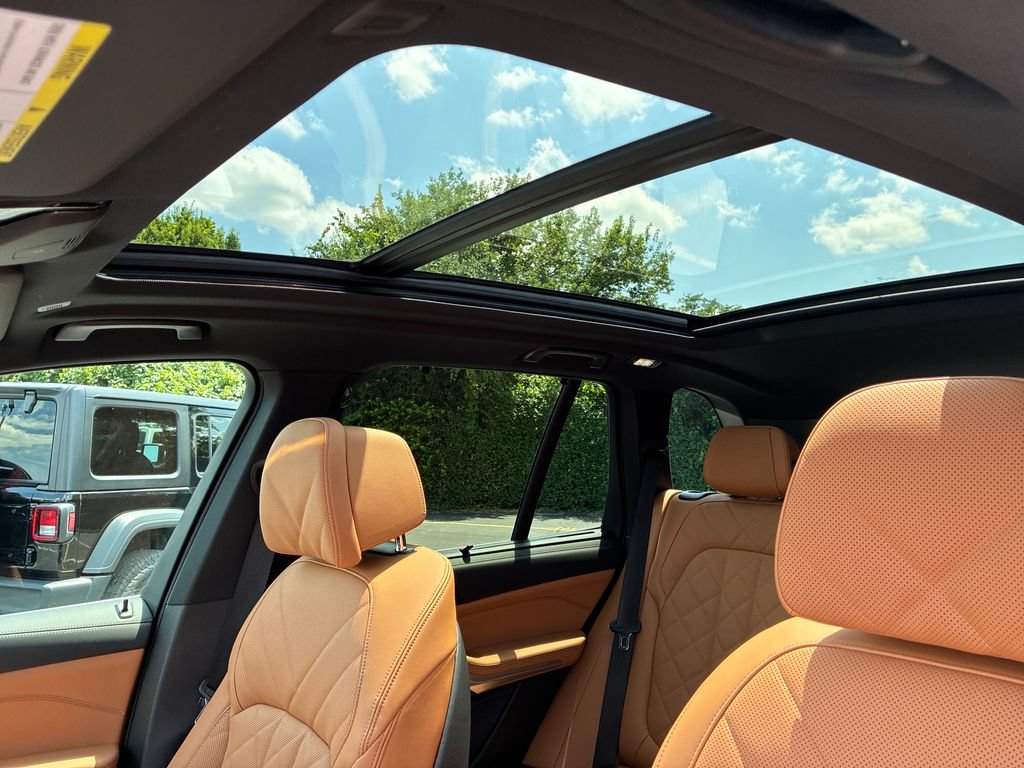New 2026 BMW X5 xDrive40i AWD/4WD image 17