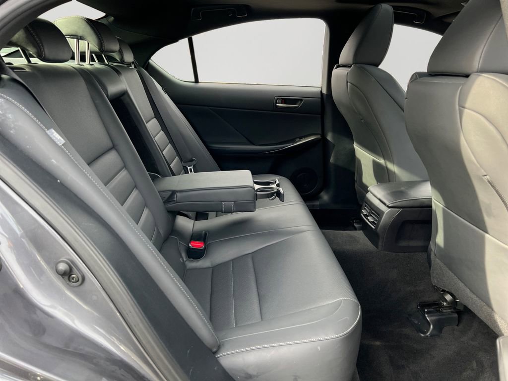 Used 2023 Lexus IS 350 F Sport image 8