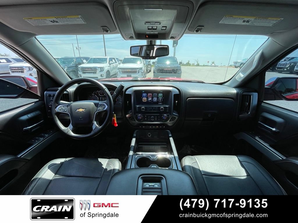 Used 2017 Chevrolet Silverado 1500 LTZ Z71 w/ LTZ Plus Package AWD/4WD image 27