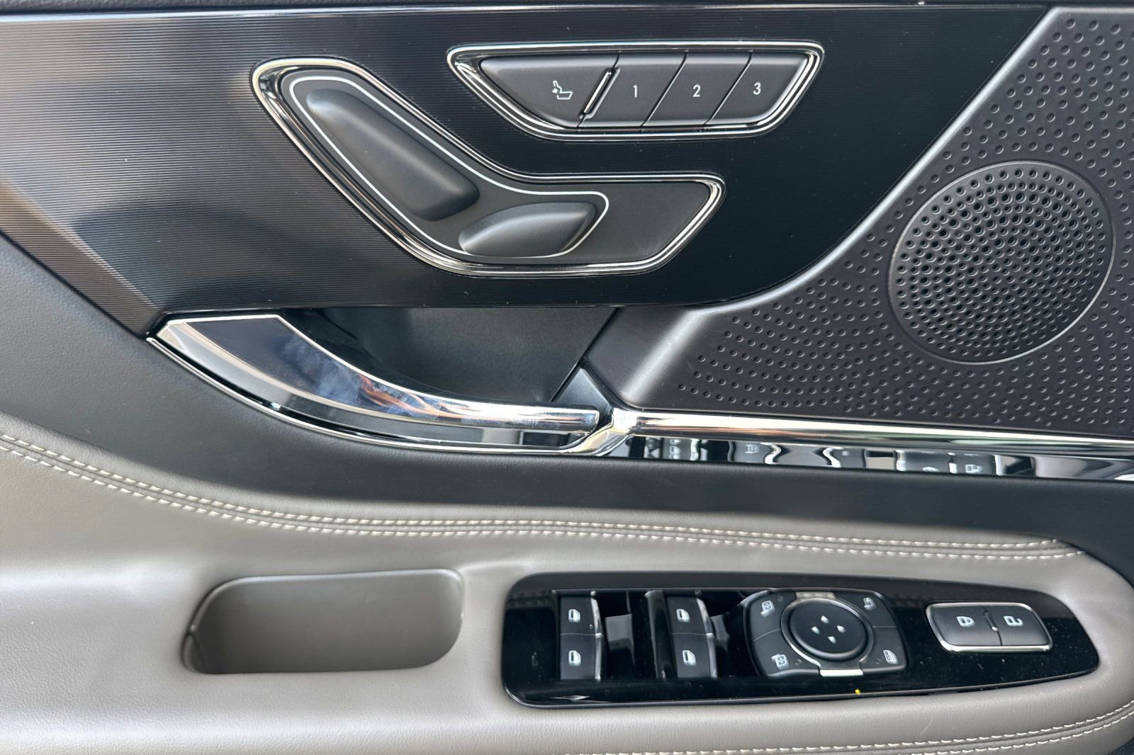 New 2026 Lincoln Corsair Grand Touring image 10