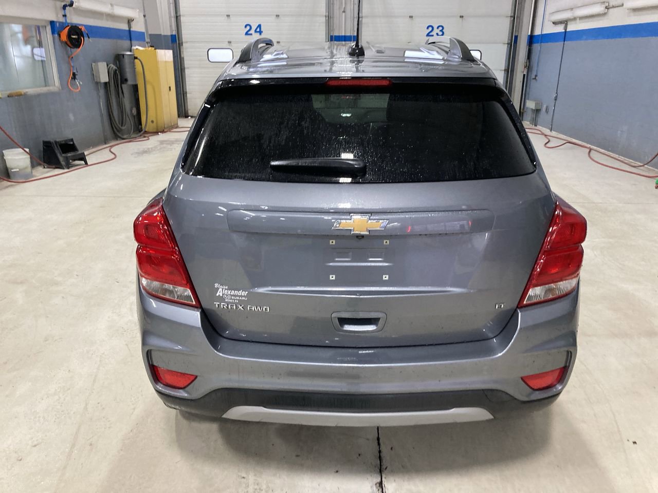 Used 2020 Chevrolet Trax LT w/ LT Convenience Package AWD/4WD image 6