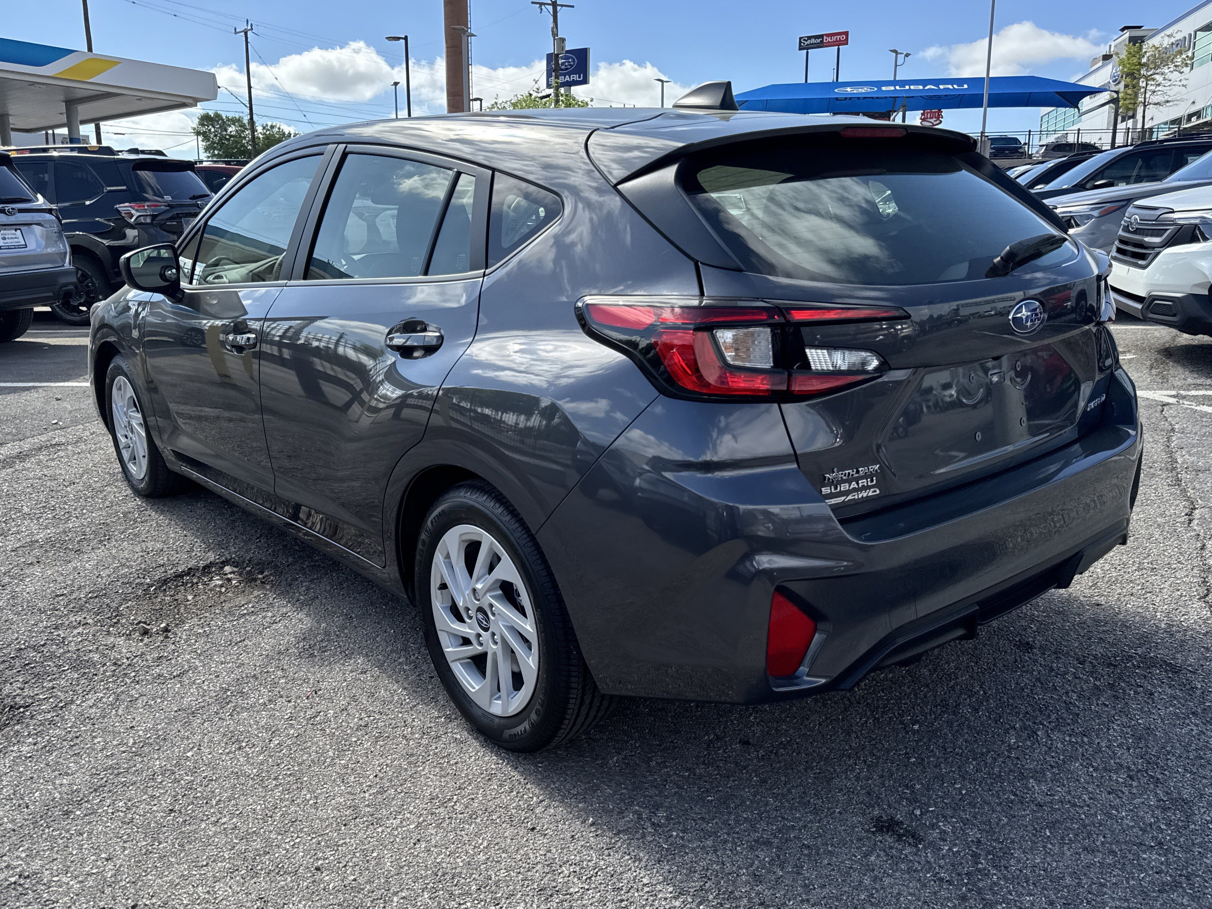 Certified 2025 Subaru Impreza 2.0i image 5