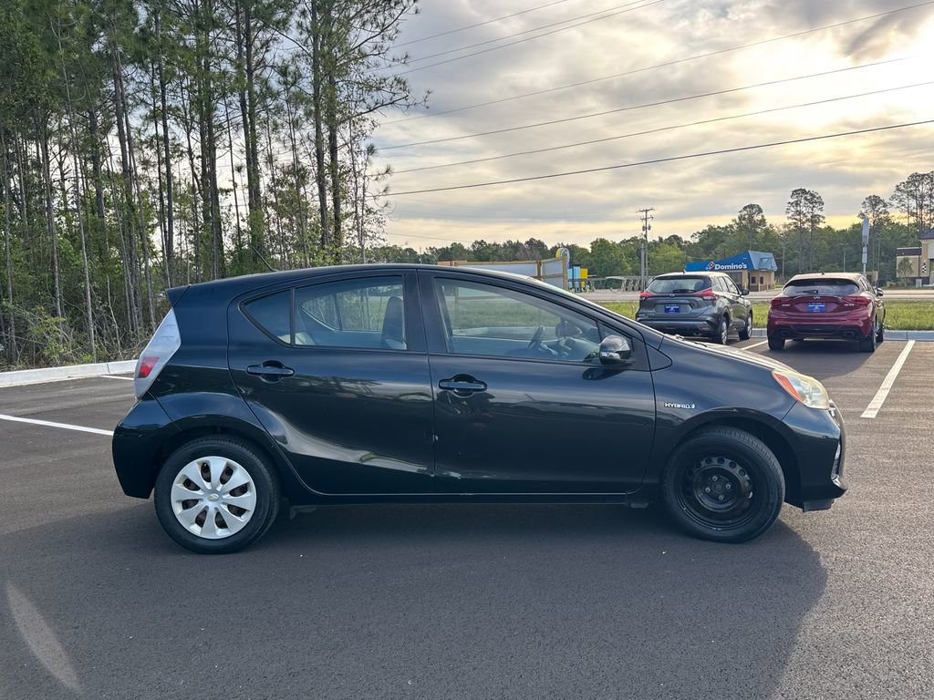 Used 2012 Toyota Prius C One FWD image 6