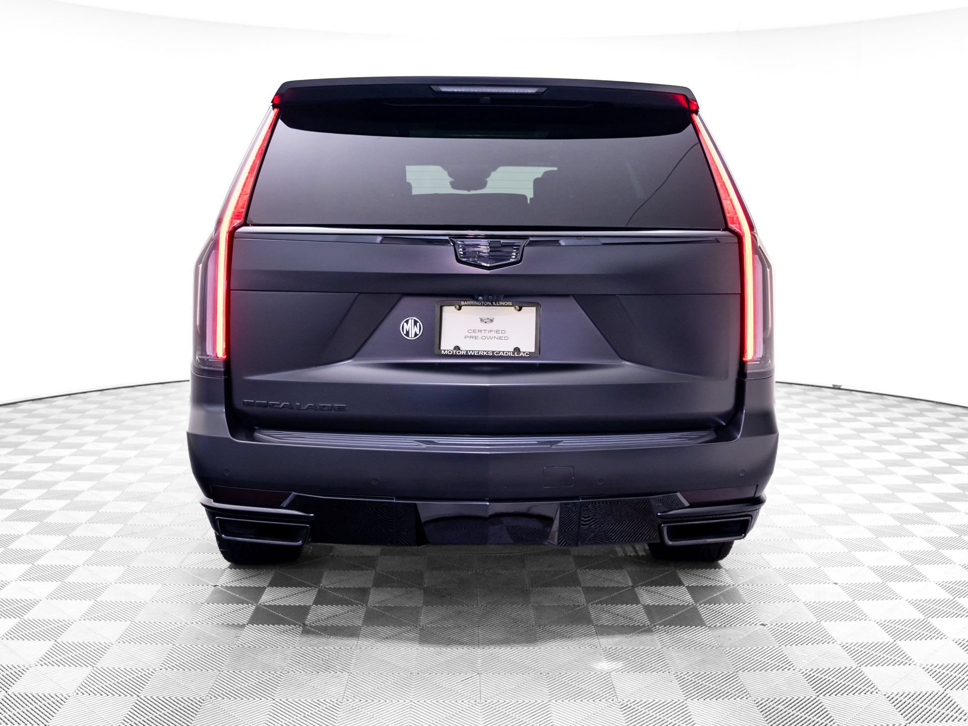 Certified 2023 Cadillac Escalade Sport Platinum w/ LPO, ONYX Package AWD/4WD image 5