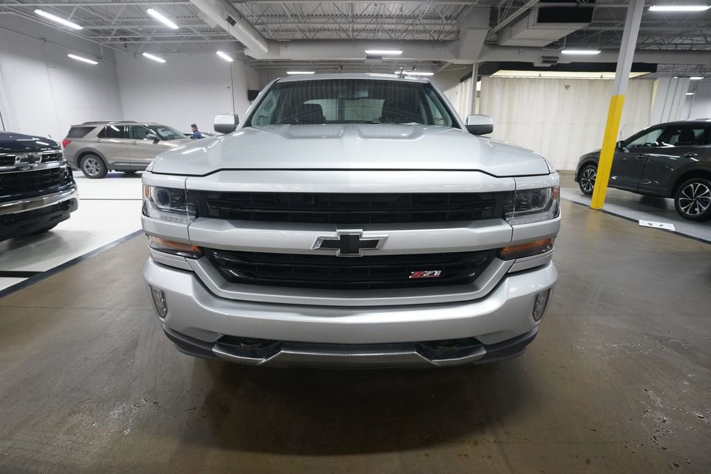 Used 2017 Chevrolet Silverado 1500 LT w/ All Star Edition AWD/4WD image 11