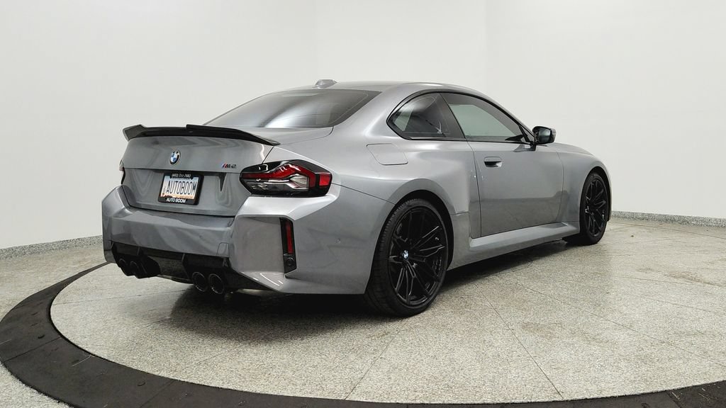Used 2025 BMW M2 w/ Lighting Package RWD image 5