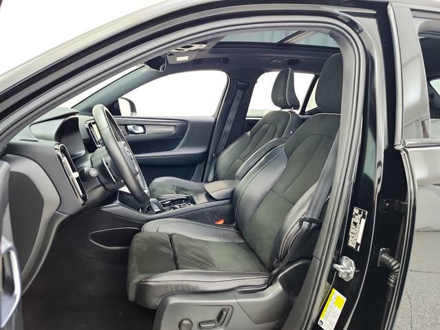 Used 2019 Volvo XC40 T5 R-Design AWD/4WD image 21