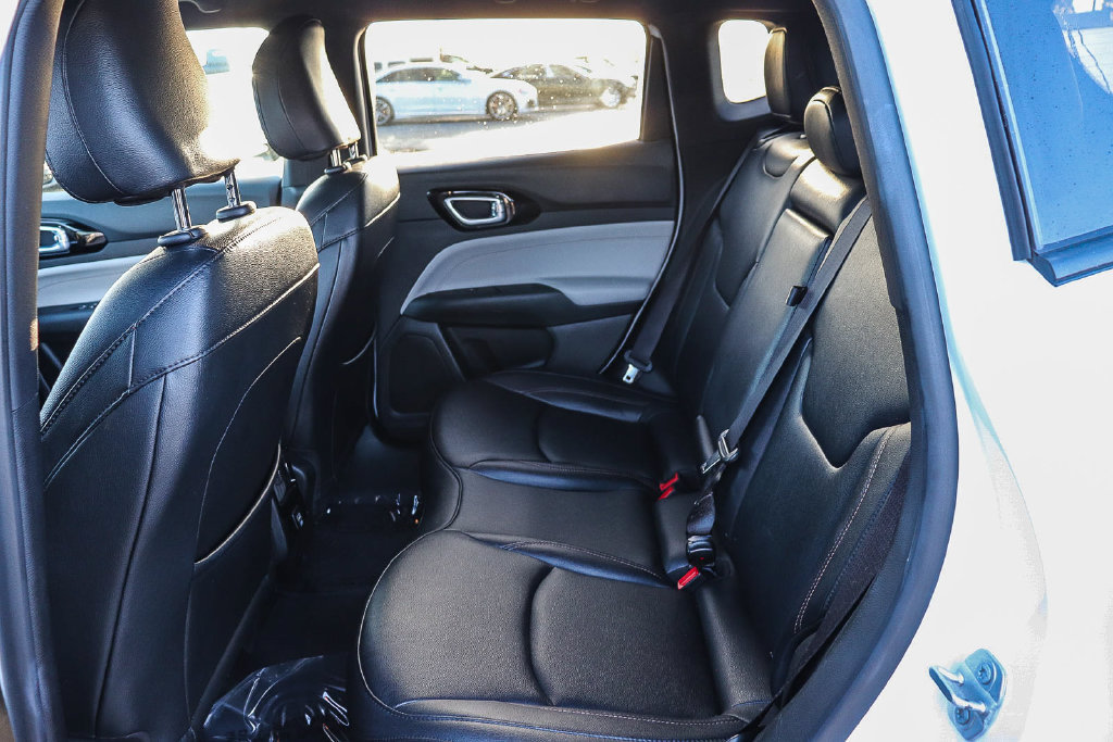 Used 2024 Jeep Compass Limited AWD/4WD image 21