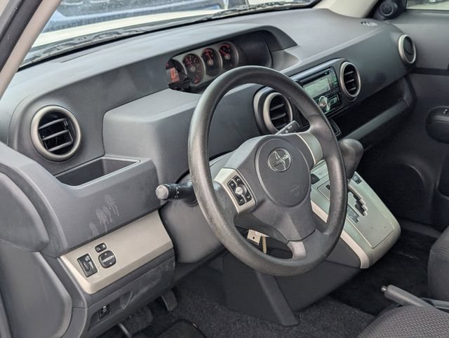Used 2009 Scion xB FWD image 11