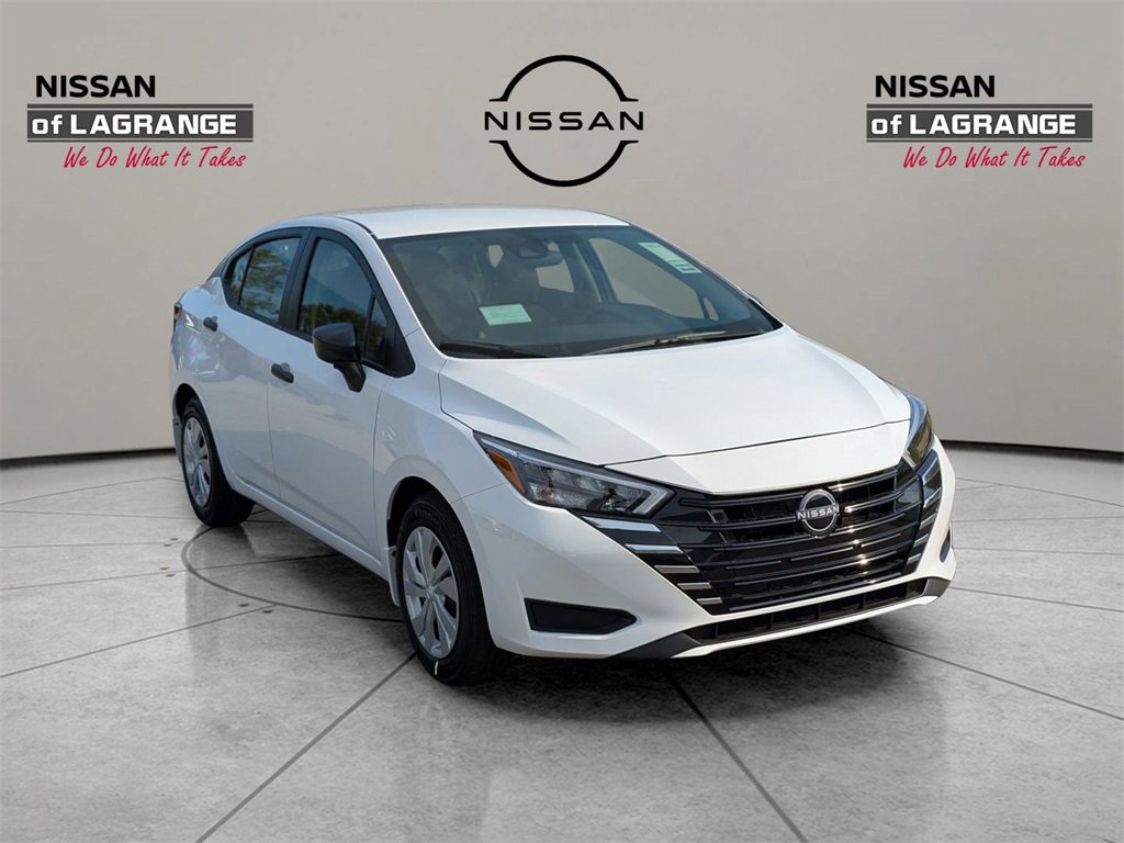 New 2025 Nissan Versa S image 3