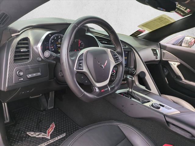 Used 2015 Chevrolet Corvette Z06 w/ 3LZ Preferred Equipment Group RWD image 10