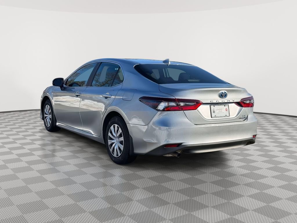 Used 2023 Toyota Camry LE image 5