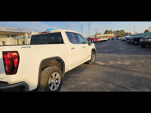 Used 2024 GMC Sierra 1500 SLT image 4