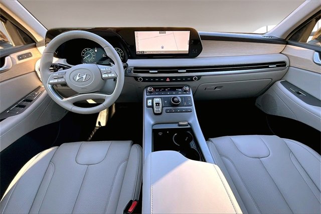 Used 2025 Hyundai Palisade Limited image 7
