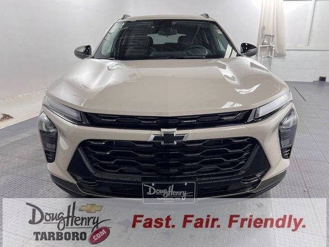 New 2026 Chevrolet Trax ACTIV w/ Driver Confidence Package image 2