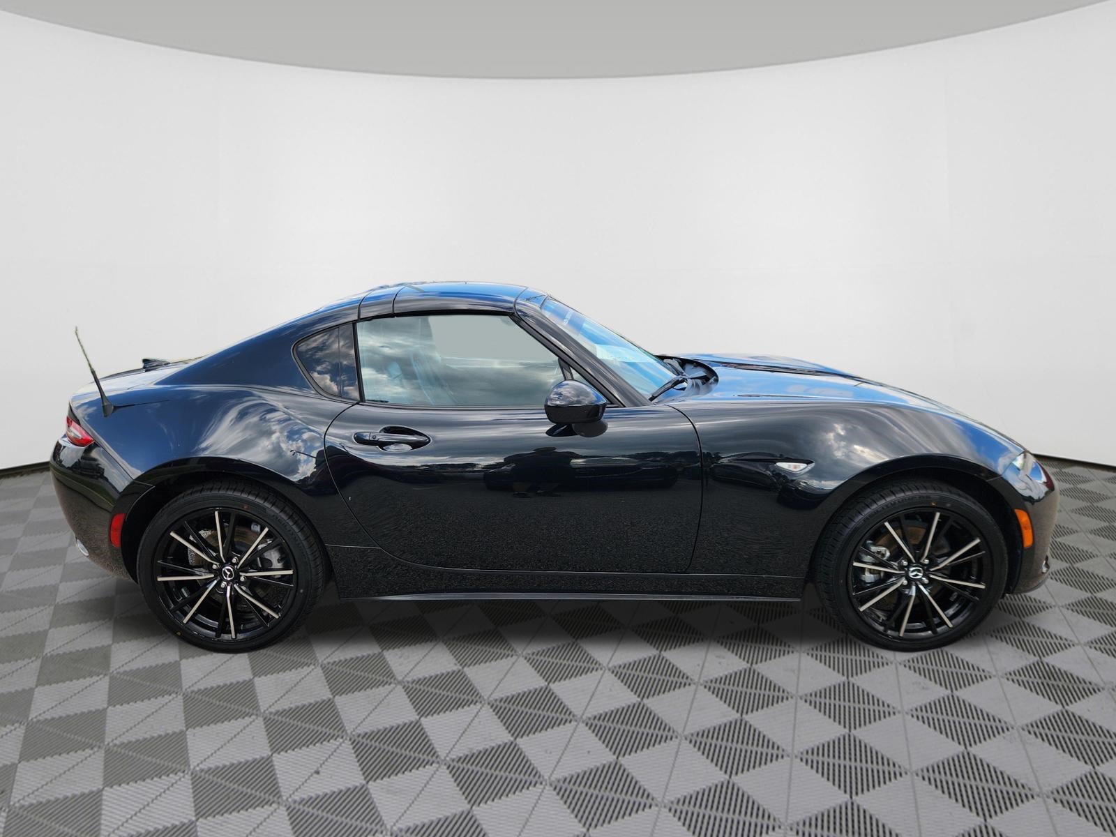 Certified 2025 MAZDA MX-5 Miata RF Grand Touring RWD image 6