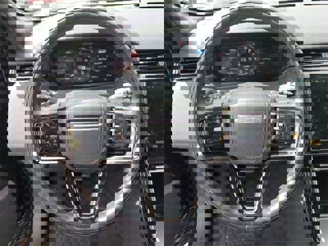 Used 2025 Land Rover Range Rover Velar Dynamic SE image 67