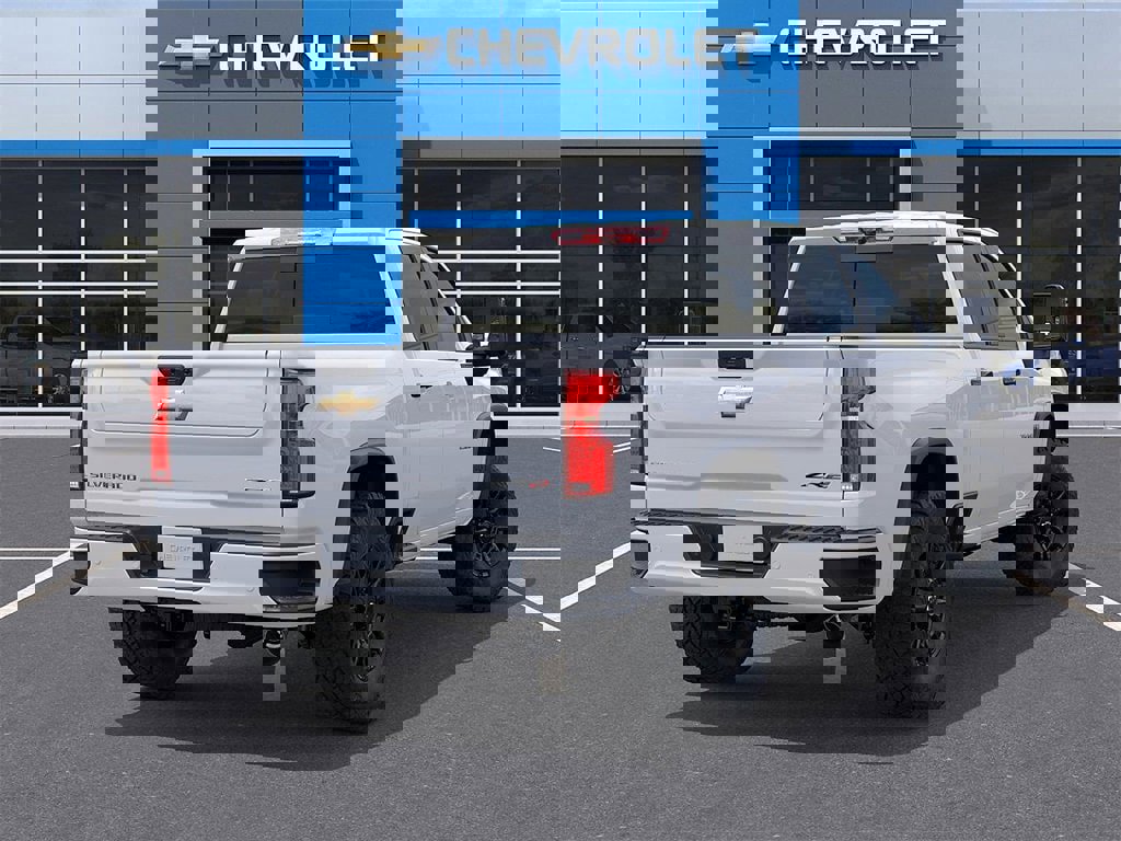 New 2026 Chevrolet Silverado 2500 ZR2 image 4
