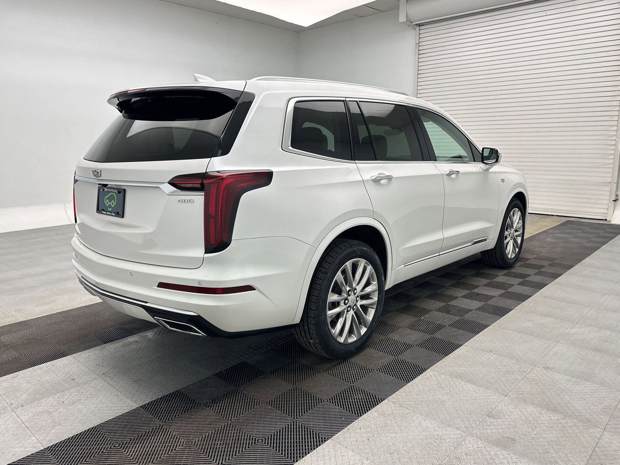 Certified 2023 Cadillac XT6 Premium Luxury image 9