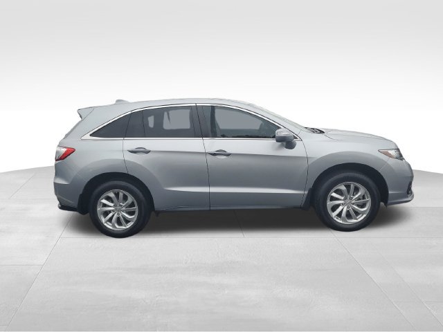 Used 2017 Acura RDX w/ Technology Package AWD/4WD image 3