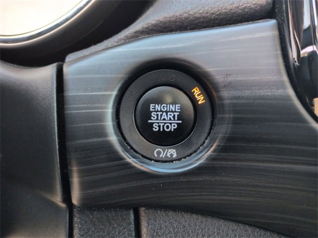 Certified 2022 Jeep Grand Cherokee Laredo X image 22