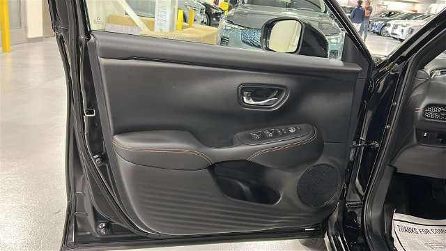 Used 2023 Honda HR-V Sport image 9