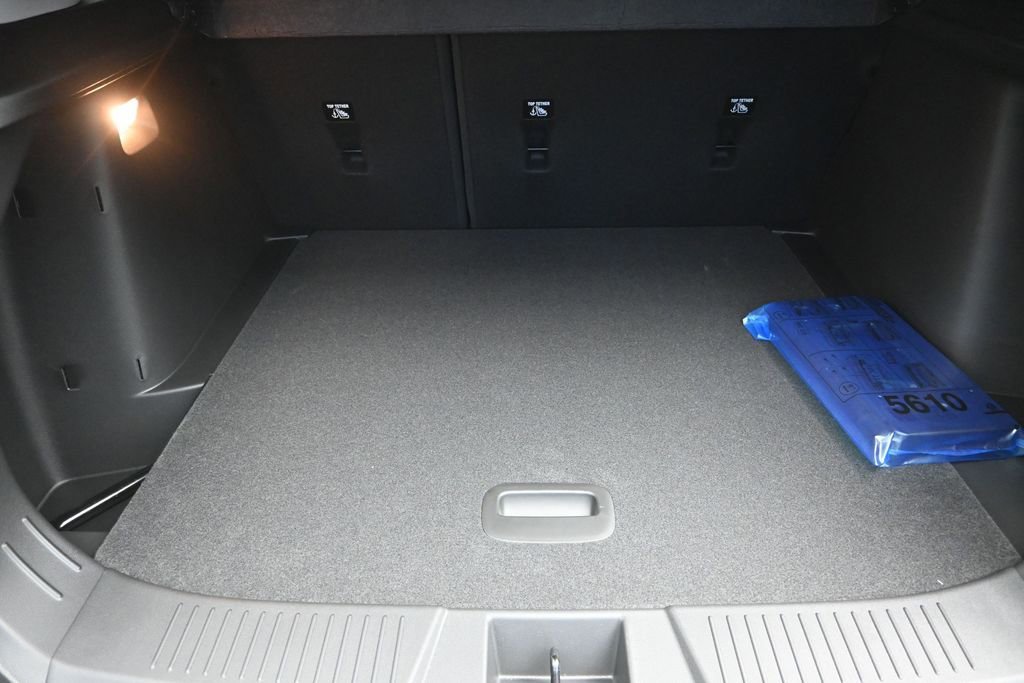 New 2026 Chevrolet Trax LT w/ LT Convenience Package FWD image 19