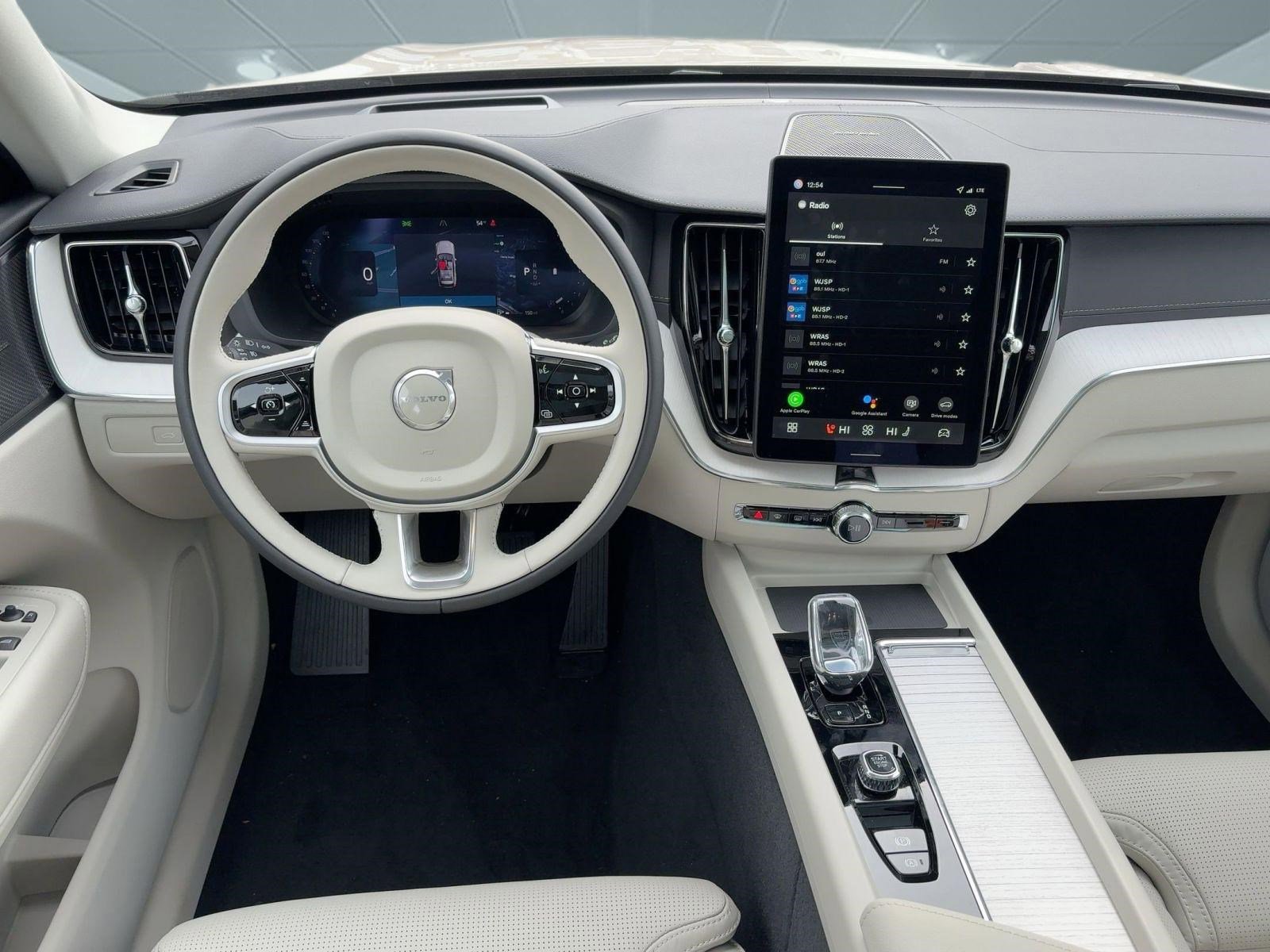 New 2026 Volvo XC60 B5 Ultra w/ Protection Package Premier image 28