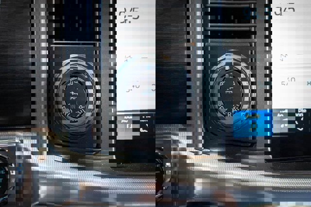 New 2025 Ford F150 Lariat w/ Equipment Group 501A Mid image 27