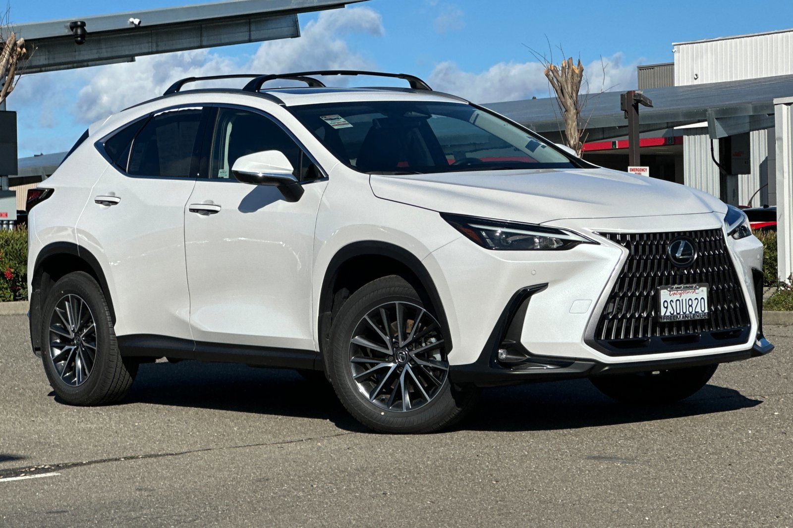 Used 2025 Lexus NX 350h AWD w/ Cold Area Package image 2