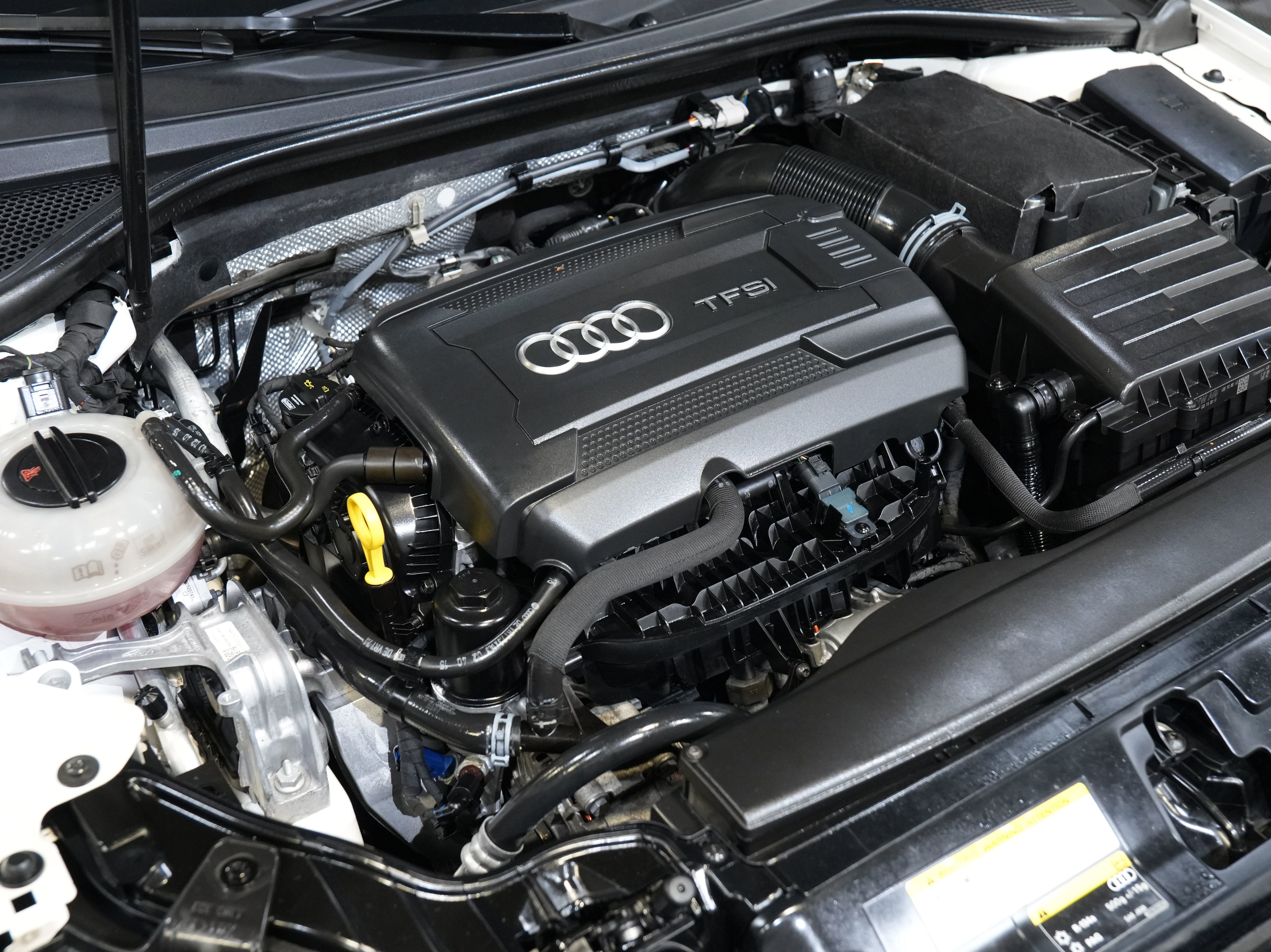 Used 2016 Audi A3 2.0T Premium image 39