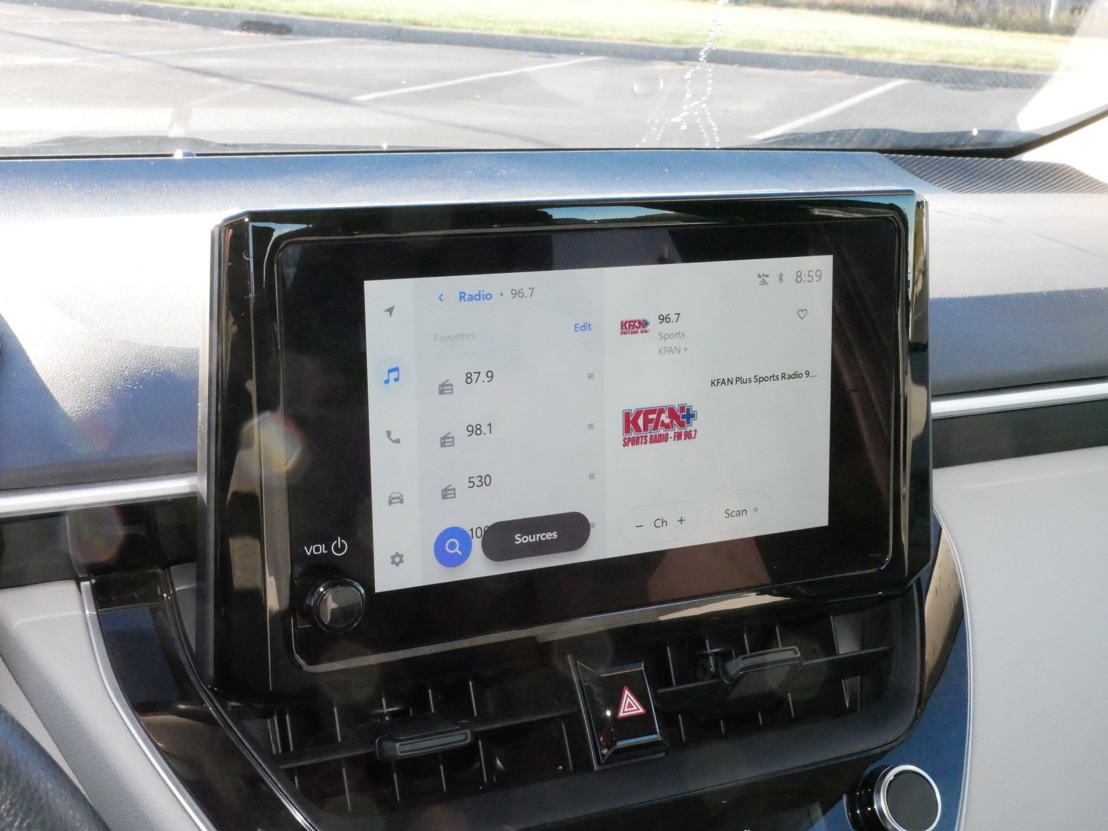 Certified 2025 Toyota Corolla LE image 22