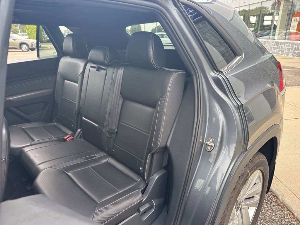 Used 2022 Volkswagen Atlas Cross Sport SE w/ Panoramic Sunroof Package image 21