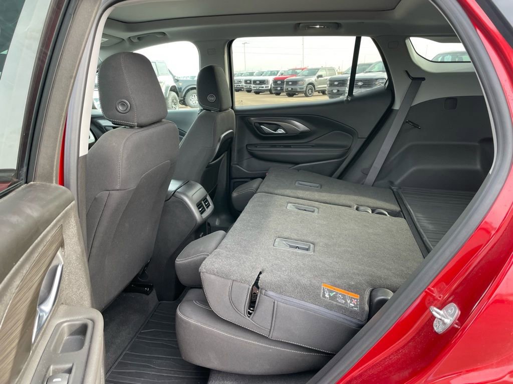 Used 2022 GMC Terrain SLE w/ Driver Convenience Package image 55
