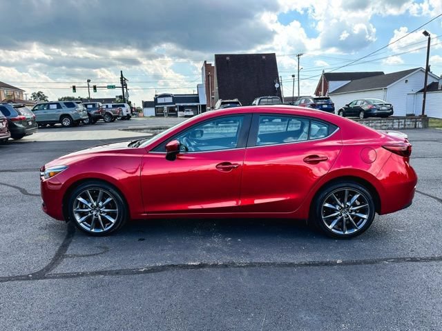 Used 2018 MAZDA MAZDA3 Grand Touring w/ Premium Equipment Package FWD image 4