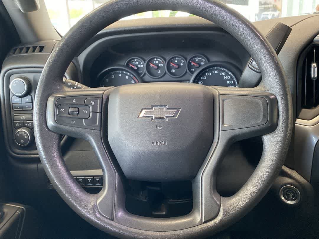 Used 2022 Chevrolet Silverado 1500 Custom Trail Boss AWD/4WD image 17