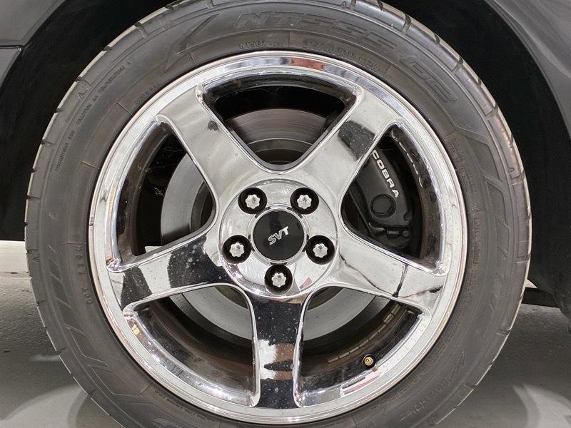 Used 2003 Ford Mustang Cobra RWD image 12