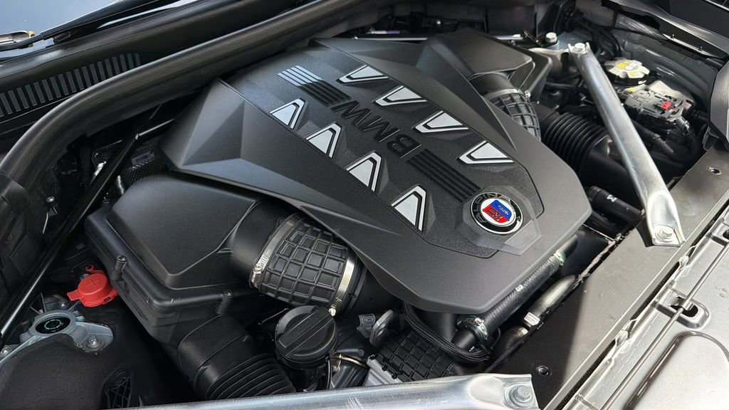 New 2026 BMW ALPINA XB7 image 20