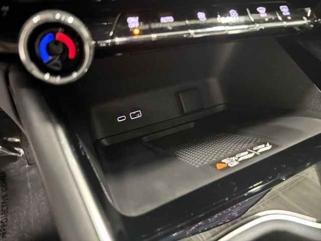 New 2026 Chevrolet Traverse LT w/ Driver Confidence Package FWD image 29