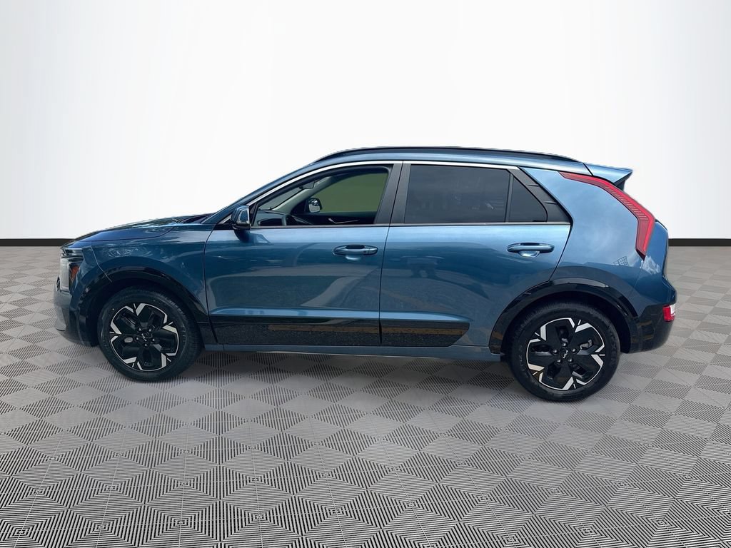 Used 2024 Kia Niro Wind w/ Wind Preserve Package FWD image 9