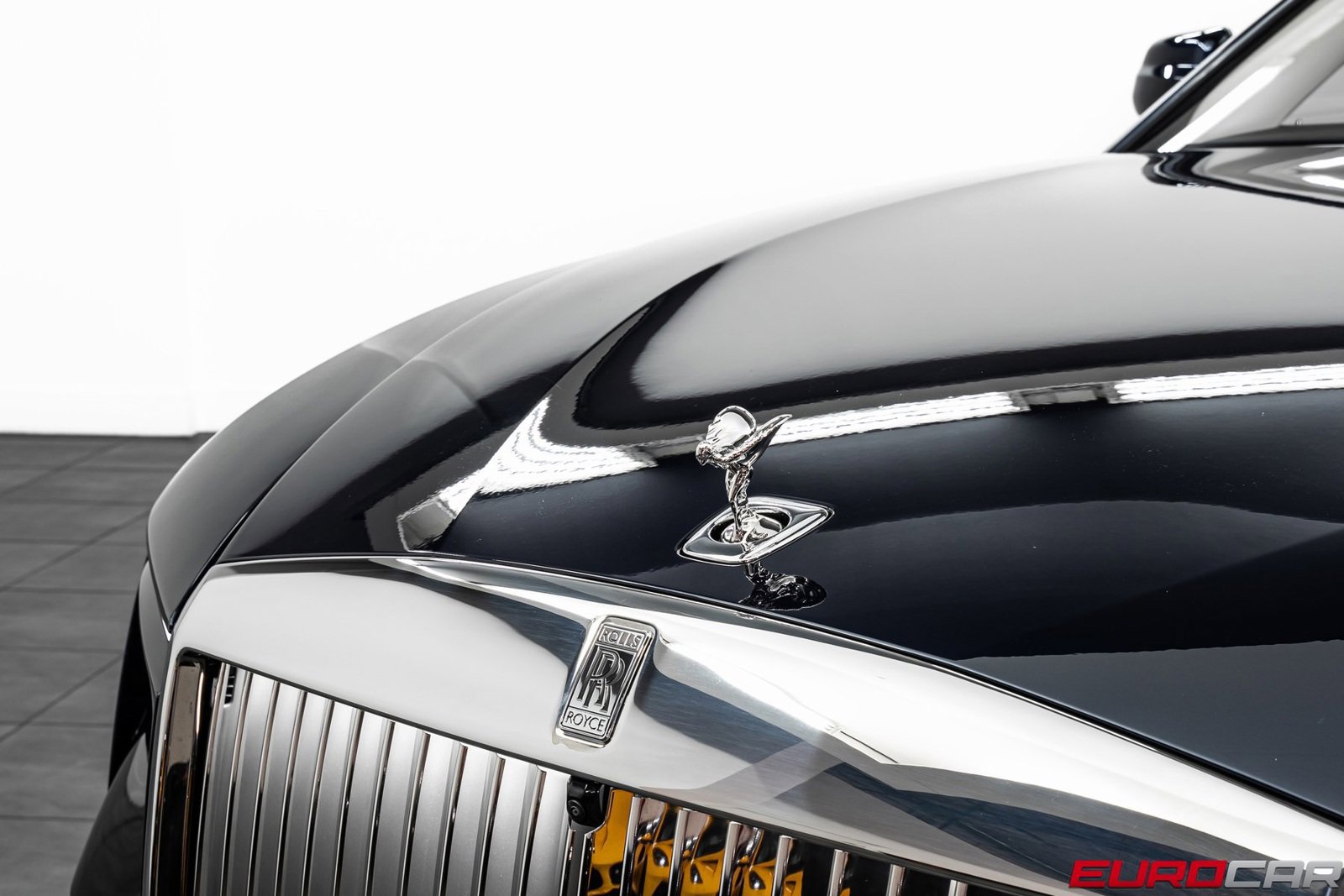 Used 2024 Rolls-Royce Spectre image 10