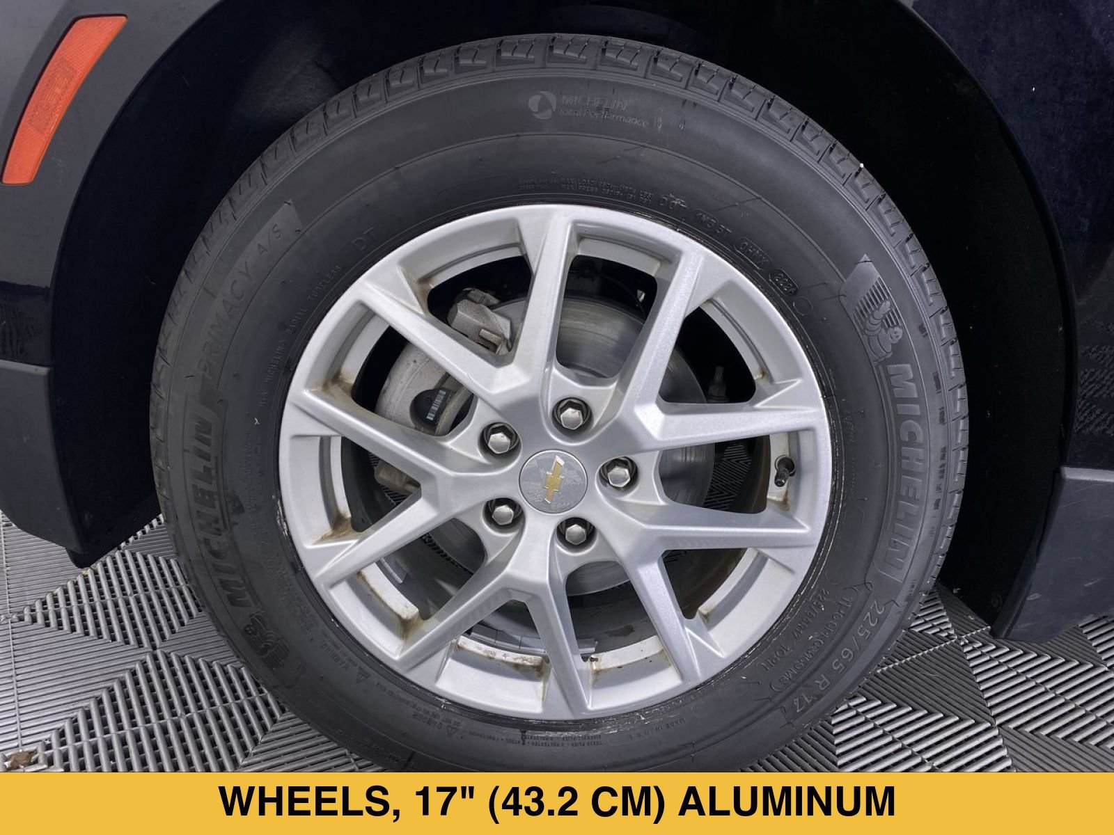 Certified 2023 Chevrolet Equinox LS FWD image 14
