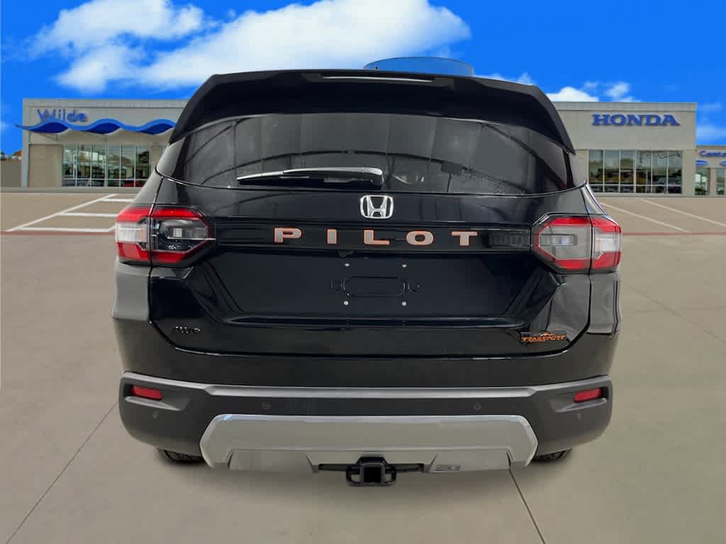 New 2026 Honda Pilot TrailSport image 4