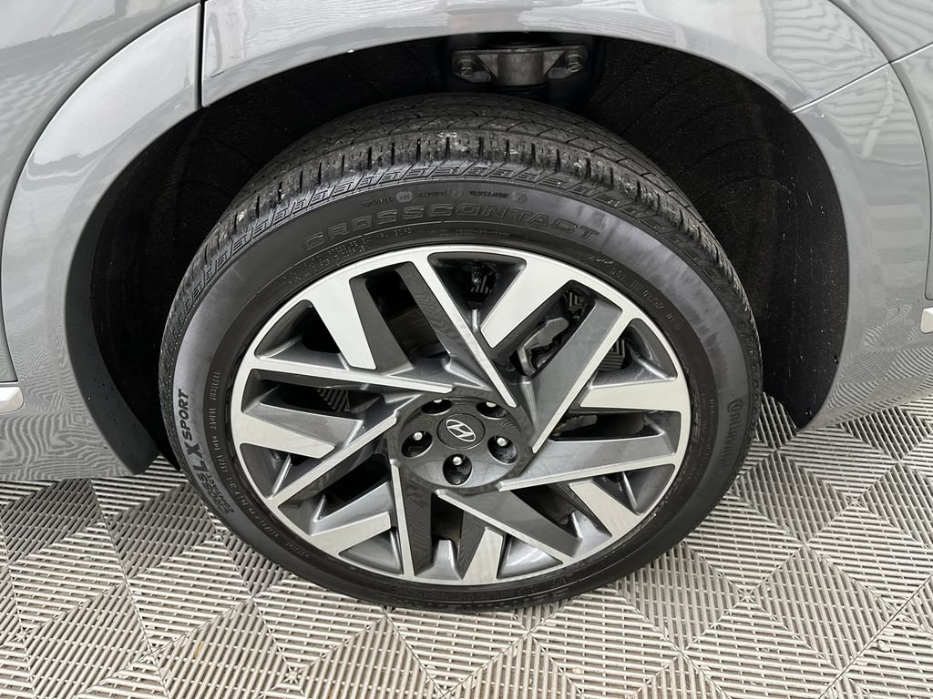 Used 2023 Hyundai Santa Fe Calligraphy FWD image 23