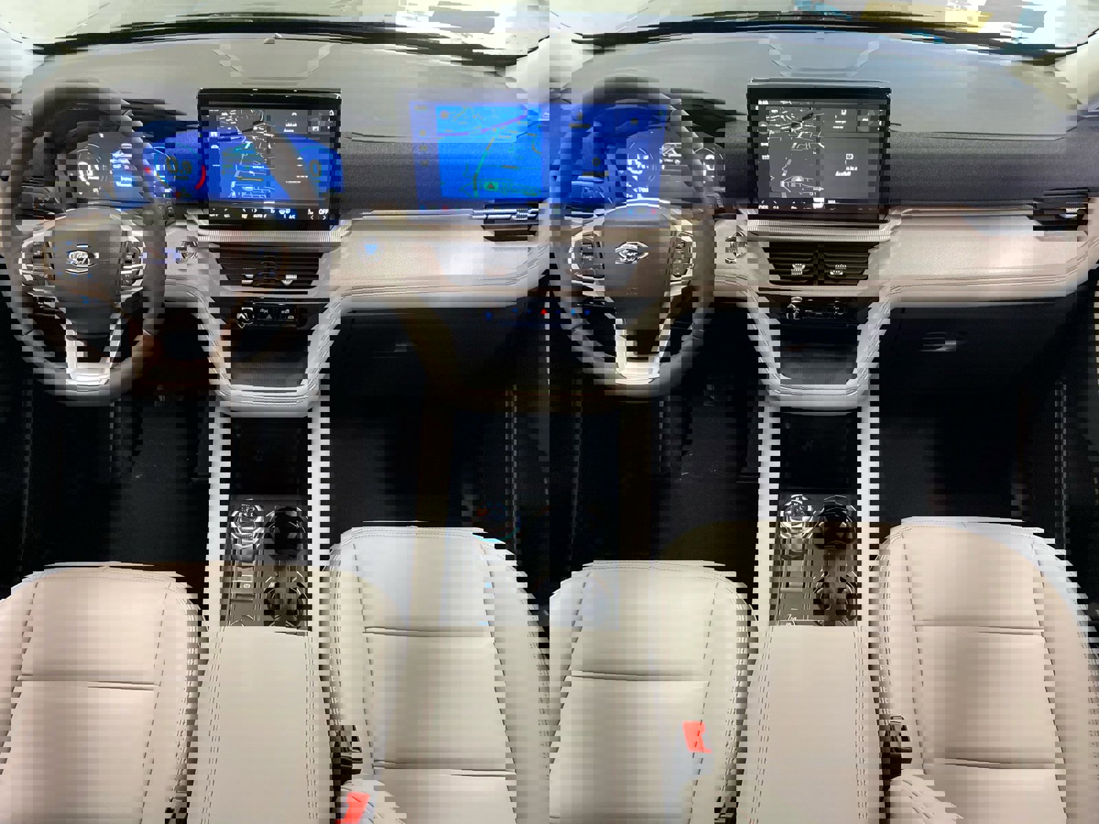 New 2026 Ford Explorer Active image 36